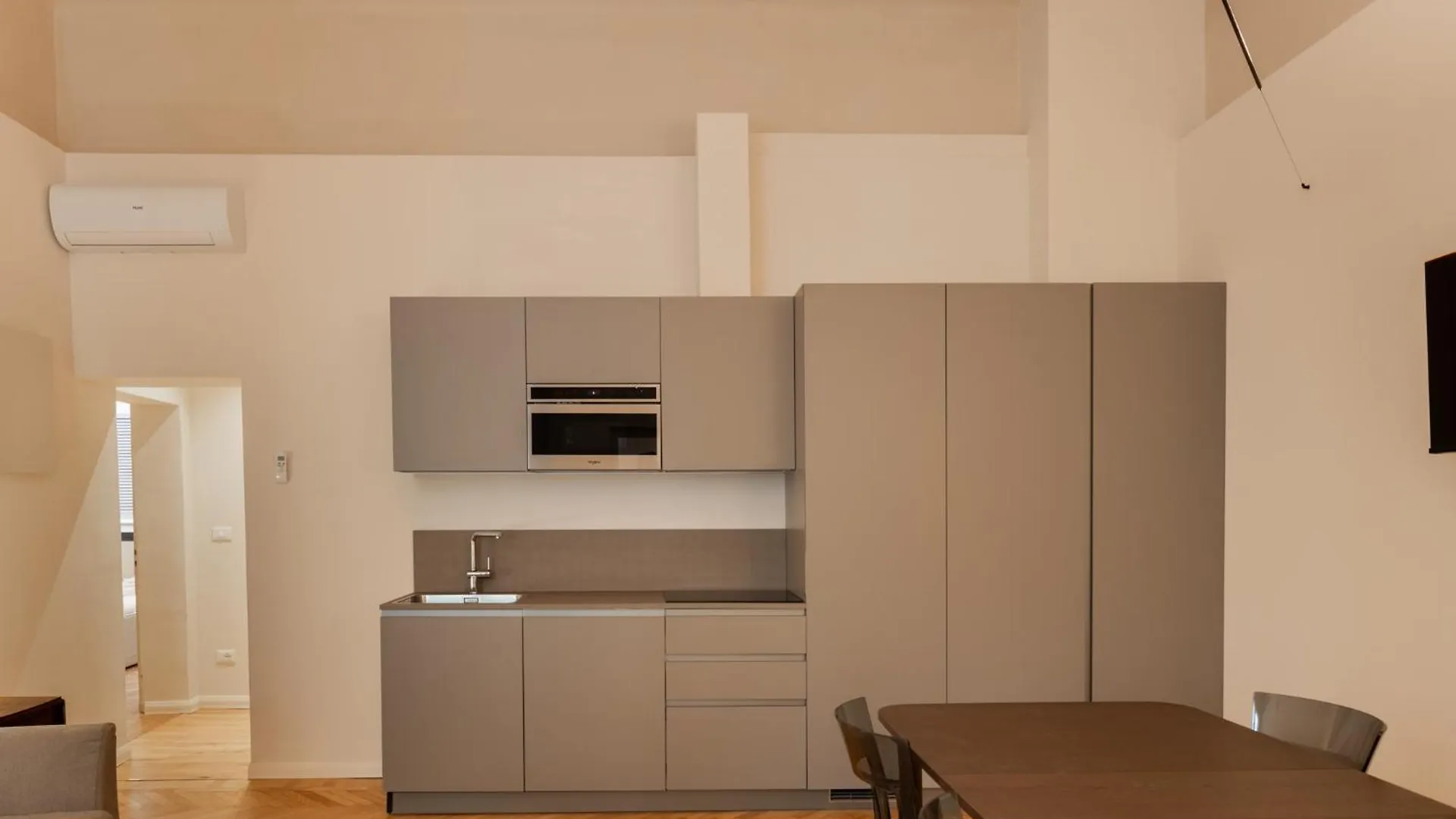 Dimora D'Azeglio Apartment Bologna